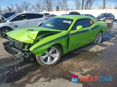 2015 DODGE CHALLENGER SXT PLUS 2C3CDZBT8FH794140 - główne zdjęcie licytacji z USA - miniatura