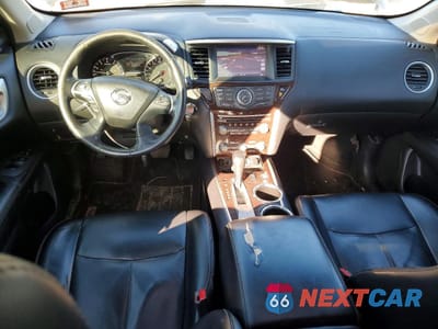 Zdjęcie 8 z 13 samochodu: 2015 NISSAN PATHFINDER SL VIN:5N1AR2MN6FC616882 - miniatura