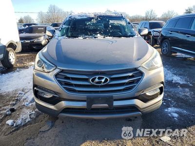 Piąte zdjęcie samochodu w środku: 2017 HYUNDAI SANTA FE SPORT VIN:5NMZUDLB1HH033052 - miniatura