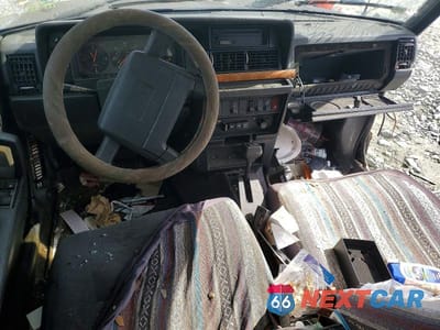 Zdjęcie 8 z 12 samochodu: 1993 VOLVO 240 VIN:YV1AW8800P1958690 - miniatura