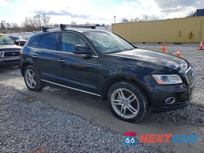 Czwarte zdjęcie samochodu z boku: 2017 AUDI Q5 PREMIUM VIN:WA1C2AFPXHA079212 - miniatura