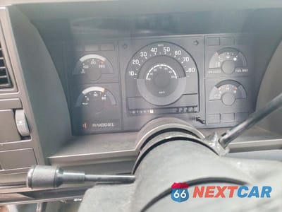 Zdjęcie 9 z 11 samochodu: 1990 GMC SIERRA C2500 VIN:1GTFC24K5LE553288 - miniatura