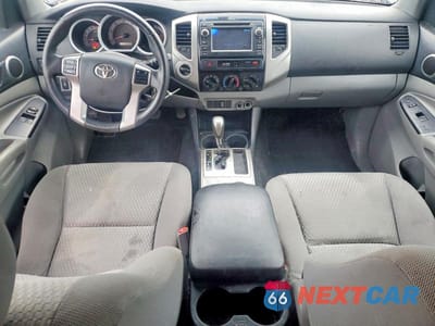 Zdjęcie 8 z 12 samochodu: 2013 TOYOTA TACOMA VIN:5TFUU4EN2DX052664 - miniatura