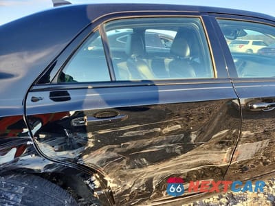 Zdjęcie 10 z 12 samochodu: 2023 CHRYSLER 300 TOURING L VIN:2C3CCADG9PH609308 - miniatura