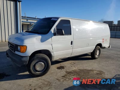 2003 FORD ECONOLINE E250 VAN 1FTNS24L63HB45436 - główne zdjęcie licytacji z USA - miniatura