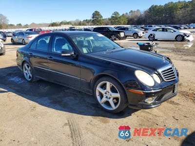 Czwarte zdjęcie samochodu z boku: 2009 MERCEDES-BENZ E 350 VIN:WDBUF56X09B386713 - miniatura