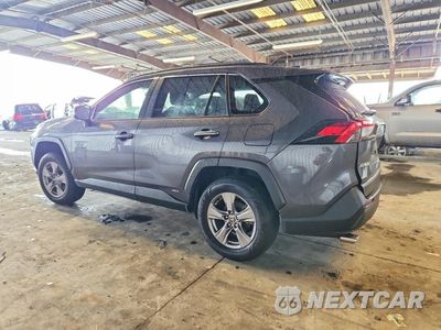 Drugie zdjęcie samochodu z przodu: 2024 TOYOTA RAV4 XLE VIN:JTMRWRFV7RJ060040 - miniatura