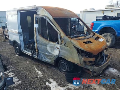 Czwarte zdjęcie samochodu z boku: 2015 FORD TRANSIT 250 UTILITY / SERVICE VAN VIN:1FTNR1CM5FKB11513 - miniatura