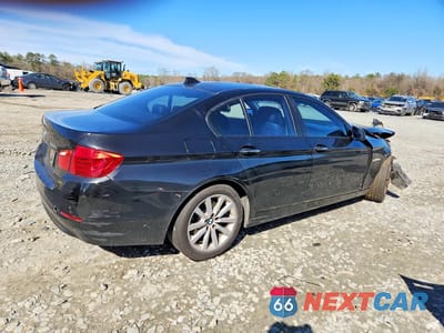 Trzecie zdjęcie samochodu z tyłu: 2011 BMW 528 I VIN:WBAFR1C55BDS36732 - miniatura