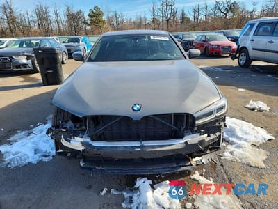 Piąte zdjęcie samochodu w środku: 2021 BMW 530 XI VIN:WBA13BJ07MWX05027 - miniatura