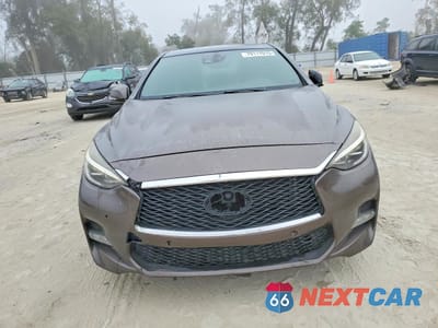 Piąte zdjęcie samochodu w środku: 2017 INFINITI QX30 SPORT VIN:SJKCH5CPXHA021209 - miniatura
