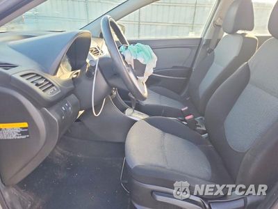 Zdjęcie 7 z 12 samochodu: 2012 HYUNDAI ACCENT GS VIN:KMHCT5AE5CU049117 - miniatura
