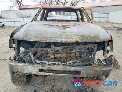 Piąte zdjęcie samochodu w środku: 2008 GMC SIERRA K2500 HEAVY DUTY VIN:1GTHK23638F224851 - miniatura