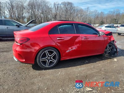 Trzecie zdjęcie samochodu z tyłu: 2019 MERCEDES-BENZ A 220 4MATIC VIN:WDD3G4FB0KW019419 - miniatura