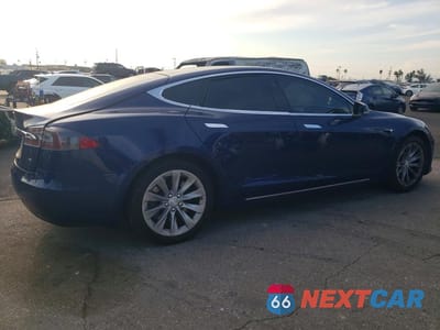 Trzecie zdjęcie samochodu z tyłu: 2017 TESLA MODEL S VIN:5YJSA1E13HF191391 - miniatura