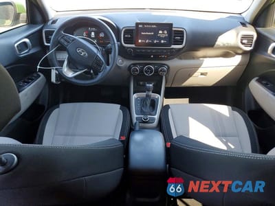 Zdjęcie 8 z 12 samochodu: 2024 HYUNDAI VENUE SEL VIN:KMHRC8A32RU329130 - miniatura