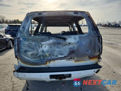 Zdjęcie 6 z 12 samochodu: 2010 GMC YUKON XL C1500 SLT VIN:1GKUCKE05AR216991 - miniatura