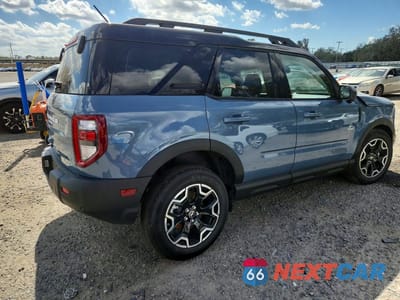 Trzecie zdjęcie samochodu z tyłu: 2025 FORD BRONCO SPORT OUTER BANKS VIN:3FMCR9CN4SRF08226 - miniatura