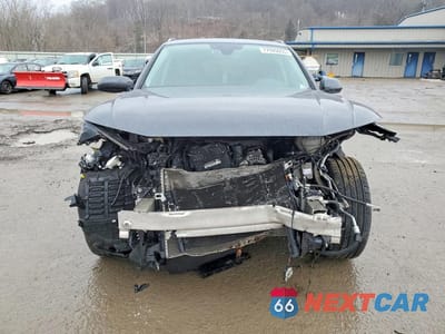 Piąte zdjęcie samochodu w środku: 2020 AUDI Q5 PREMIUM VIN:WA1ANAFY1L2074037 - miniatura