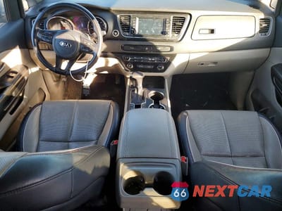 Zdjęcie 8 z 11 samochodu: 2019 KIA SEDONA VIN:KNDMB5C17K6510522 - miniatura