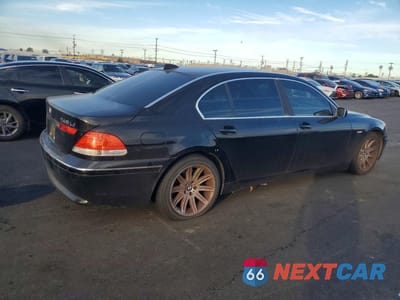 Trzecie zdjęcie samochodu z tyłu: 2004 BMW 745 LI VIN:WBAGN63584DS51886 - miniatura