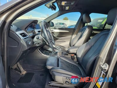 Zdjęcie 7 z 12 samochodu: 2018 BMW X1 XDRIVE28I VIN:WBXHT3C37J5F92959 - miniatura