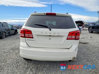 Zdjęcie 6 z 12 samochodu: 2019 DODGE JOURNEY SE VIN:3C4PDCAB4KT869047 - miniatura