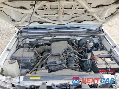 Zdjęcie 12 z 14 samochodu: 2011 TOYOTA TACOMA UTILITY / SERVICE TRUCK VIN:5TFTX4CN4BX007115 - miniatura