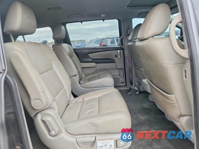Zdjęcie 11 z 12 samochodu: 2016 HONDA ODYSSEY EXL VIN:5FNRL5H64GB041084 - miniatura