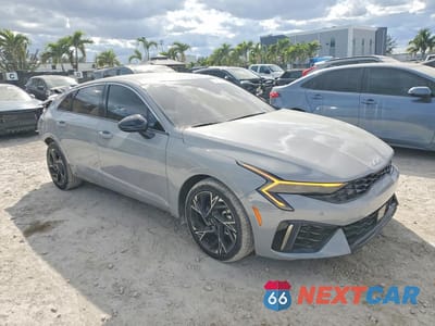 Czwarte zdjęcie samochodu z boku: 2025 KIA K5 VIN:KNAG64J76S5353622 - miniatura