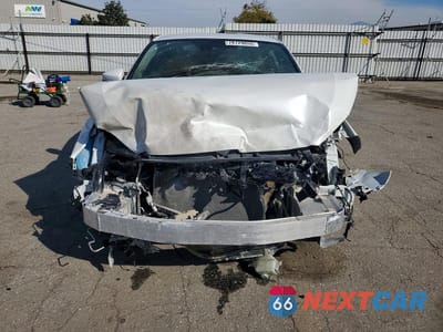 Piąte zdjęcie samochodu w środku: 2020 HONDA CLARITY VIN:JHMZC5F18LC001474 - miniatura