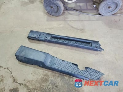 Zdjęcie 13 z 13 samochodu: 2013 JEEP WRANGLER UNLIMITED SPORT VIN:1C4BJWDG0DL511776 - miniatura