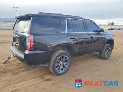 Trzecie zdjęcie samochodu z tyłu: 2018 GMC YUKON SLT VIN:1GKS2BKC4JR124294 - miniatura