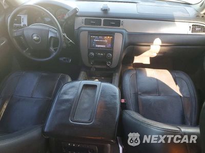 Zdjęcie 8 z 11 samochodu: 2012 CHEVROLET TAHOE SPECIAL VIN:1GNSK2E09CR291290 - miniatura