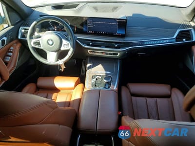 Zdjęcie 8 z 12 samochodu: 2025 BMW X7 XDRIVE40I VIN:5UX23EM08S9Z30359 - miniatura