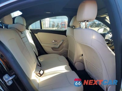 Zdjęcie 10 z 11 samochodu: 2025 MERCEDES-BENZ CLA 250 VIN:W1K5J4GB7SN501108 - miniatura