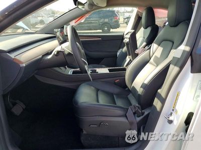 Zdjęcie 7 z 11 samochodu: 2023 TESLA MODEL Y VIN:7SAYGDEE5PF771191 - miniatura