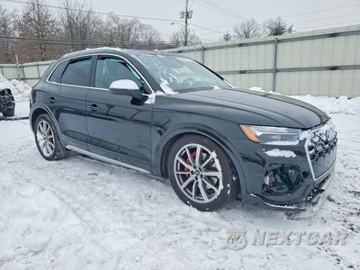 Czwarte zdjęcie samochodu z boku: 2022 AUDI SQ5 PREMIUM PLUS VIN:WA1B4AFY2N2113003 - miniatura