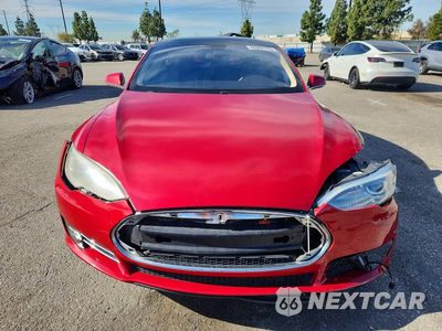 Piąte zdjęcie samochodu w środku: 2013 TESLA MODEL S VIN:5YJSA1DP0DFP09389 - miniatura