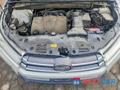 Zdjęcie 12 z 12 samochodu: 2019 TOYOTA HIGHLANDER SE VIN:5TDKZRFH9KS555979 - miniatura