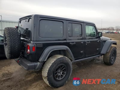 Trzecie zdjęcie samochodu z tyłu: 2022 JEEP WRANGLER UNLIMITED SPORT VIN:1C4HJXDG1NW204133 - miniatura