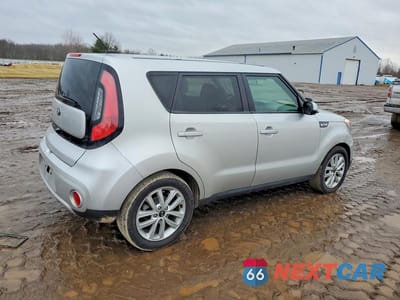 Trzecie zdjęcie samochodu z tyłu: 2018 KIA SOUL + VIN:KNDJP3A52J7549672 - miniatura