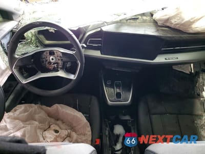 Zdjęcie 8 z 11 samochodu: 2022 AUDI Q4 E-TRON PRESTIGE VIN:WA1J2BFZ4NP052465 - miniatura