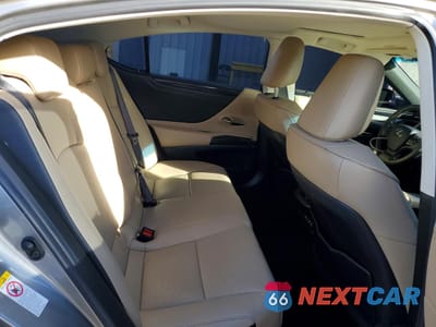 Zdjęcie 10 z 12 samochodu: 2019 LEXUS ES 350 VIN:58ABZ1B10KU016032 - miniatura