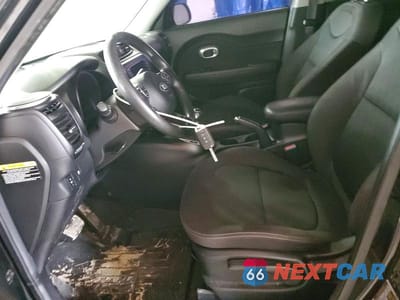 Zdjęcie 7 z 12 samochodu: 2018 KIA SOUL VIN:KNDJN2A27J7574833 - miniatura