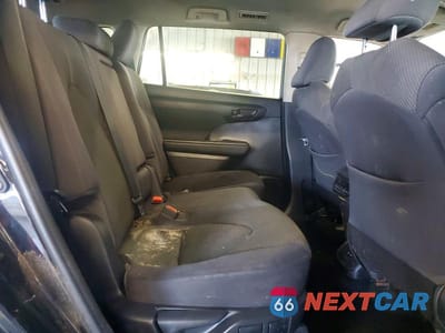 Zdjęcie 11 z 13 samochodu: 2021 TOYOTA HIGHLANDER LE VIN:5TDBZRBH6MS115419 - miniatura
