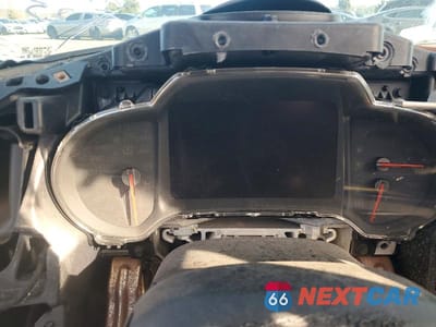 Zdjęcie 9 z 11 samochodu: 2014 CHEVROLET CORVETTE STINGRAY 3LT VIN:1G1YF3D77E5114185 - miniatura