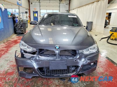 Piąte zdjęcie samochodu w środku: 2017 BMW 330 XI VIN:WBA8D9C38HA012014 - miniatura