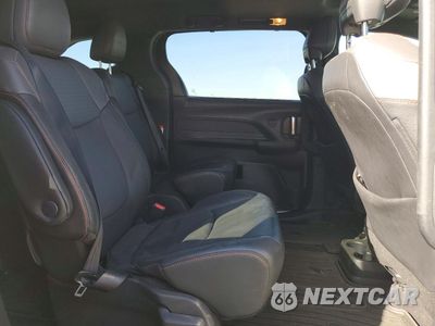 Zdjęcie 11 z 14 samochodu: 2021 TOYOTA SIENNA XSE 7-PASSENGER VIN:5TDXRKEC0MS015040 - miniatura