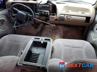 Zdjęcie 8 z 14 samochodu: 1998 CHEVROLET TAHOE C1500 VIN:1GNEC13R4WJ375753 - miniatura